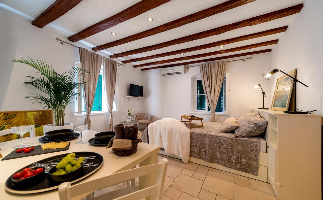 Charming Old Town Apartment Pjaca Split Luaran gambar