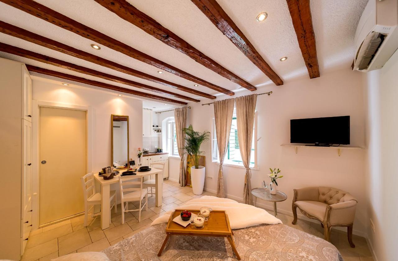 Charming Old Town Apartment Pjaca Split Luaran gambar