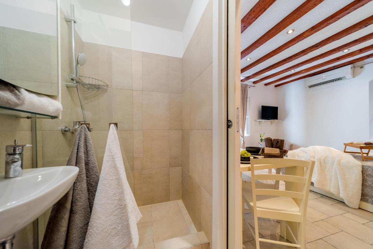 Charming Old Town Apartment Pjaca Split Luaran gambar